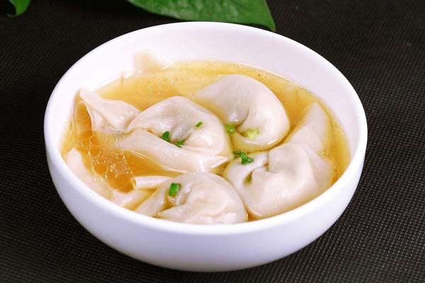 学做千里香馄饨要交多少学费