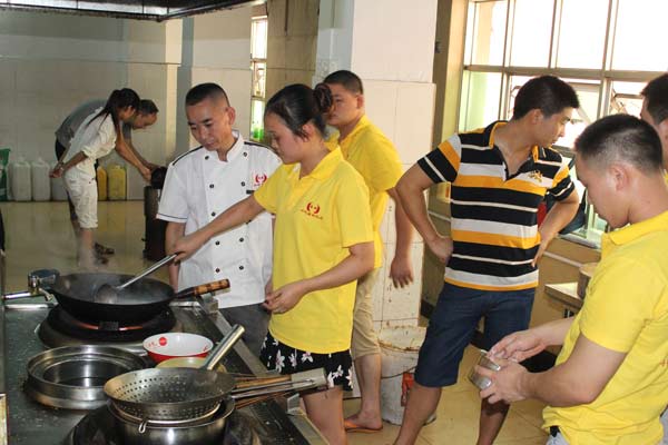 学做梅县腌面大概要多少学费