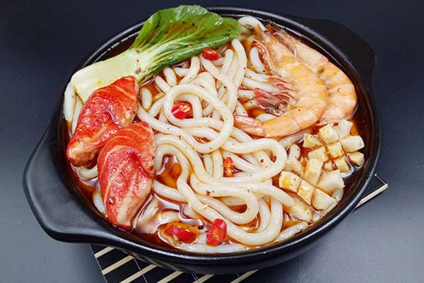 哪里可以学做正宗的过桥米线技术