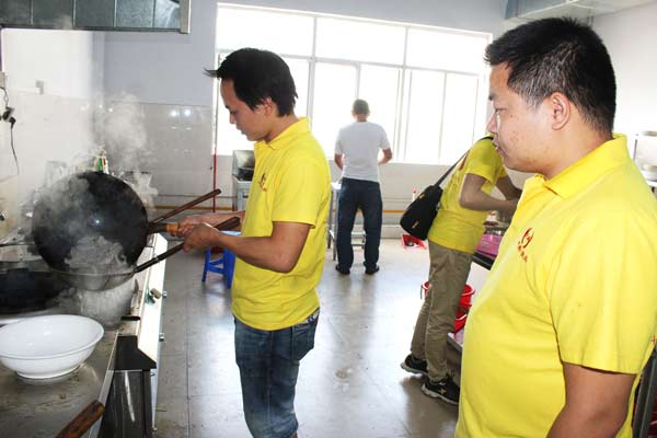 在煌旗学猪肚鸡一般要多少天