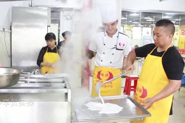 煌旗石磨肠粉做法培训视频截图