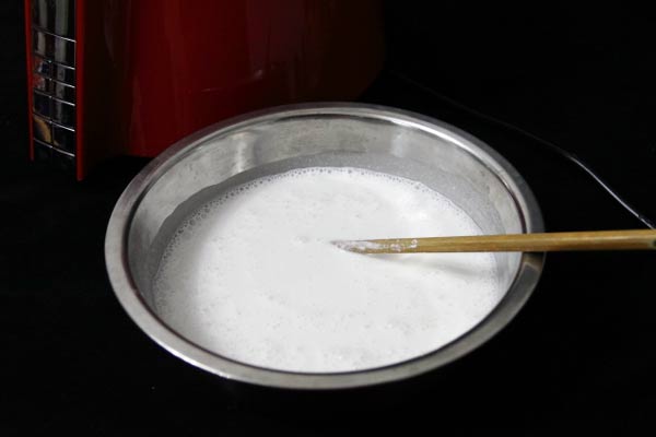 防止肠粉米浆变质的方法