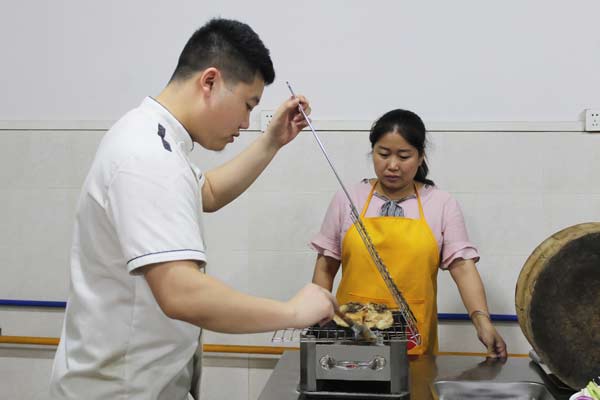 学做重庆烤鱼技术一般要多少天